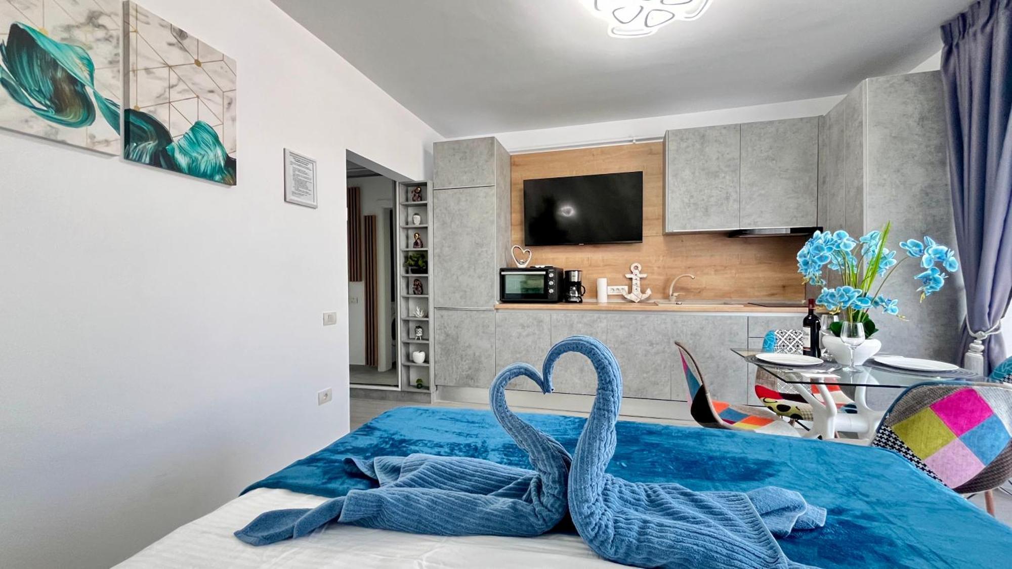 Cosmopolitan - Studio Pe Plaja Cu Vedere La Mare & Loc Parcare Gratis Năvodari Extérieur photo