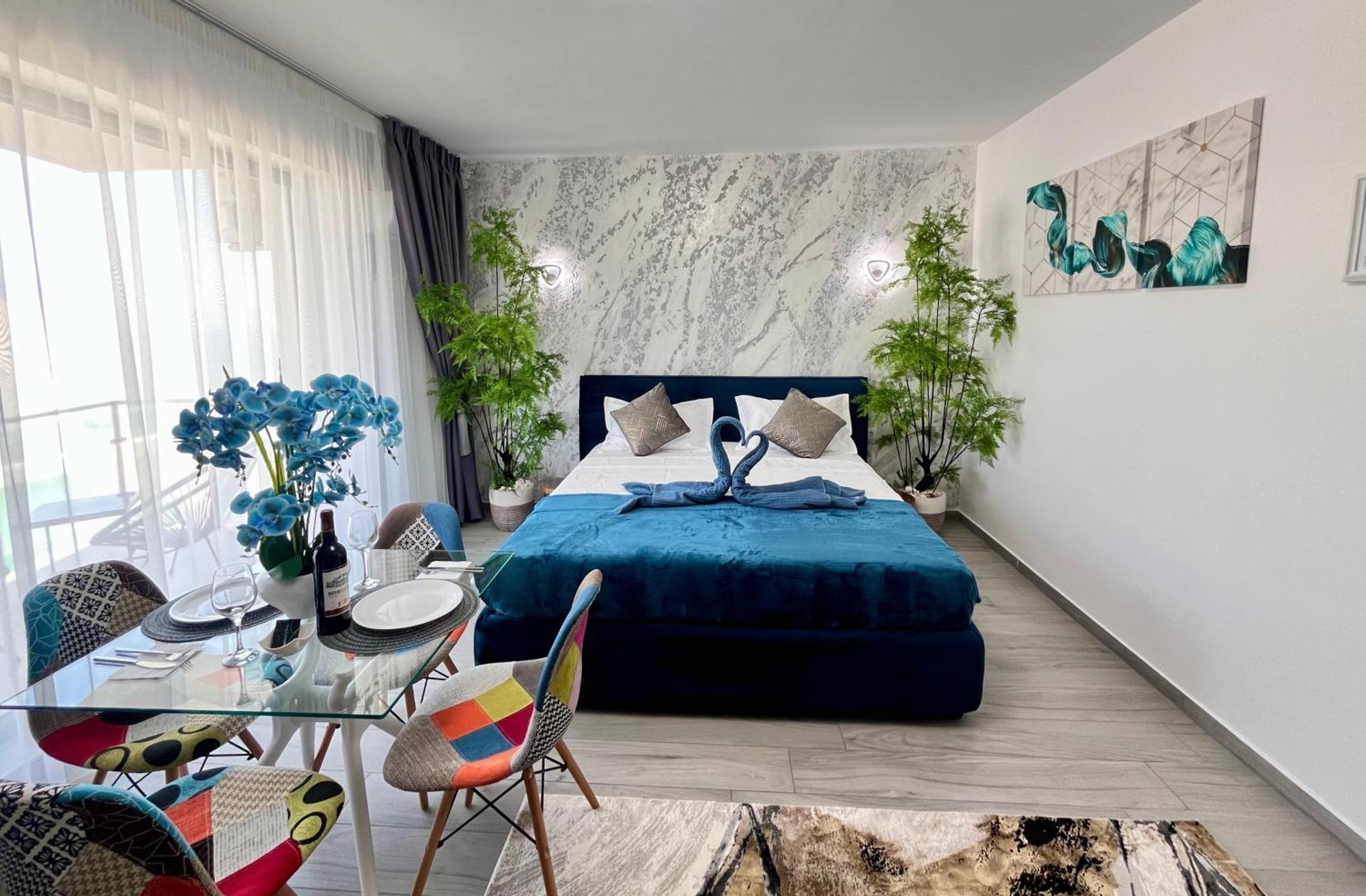Cosmopolitan - Studio Pe Plaja Cu Vedere La Mare & Loc Parcare Gratis Năvodari Extérieur photo