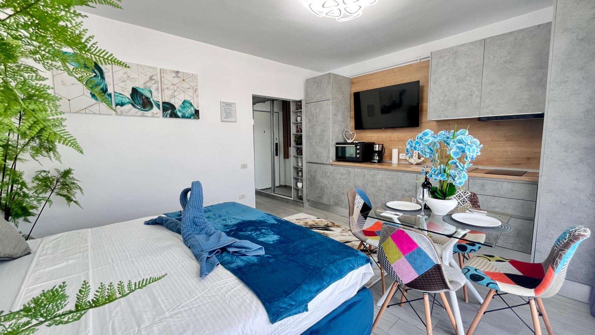 Cosmopolitan - Studio Pe Plaja Cu Vedere La Mare & Loc Parcare Gratis Năvodari Extérieur photo